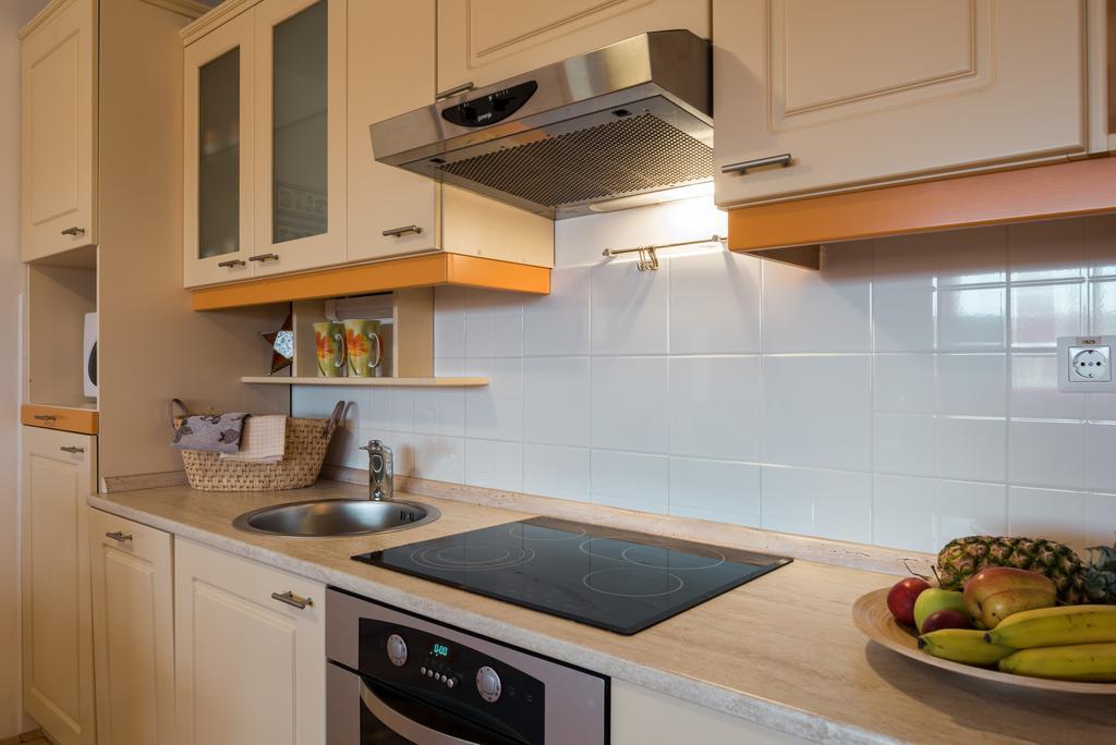 Apartments مورفسكه تيبليتسه الغرفة الصورة