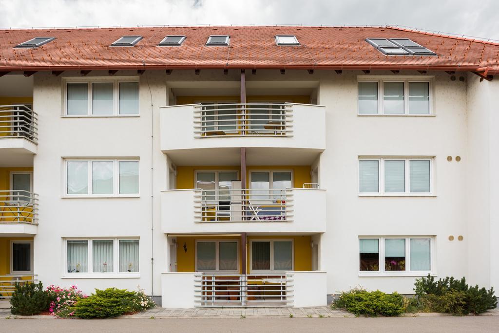 Apartments مورفسكه تيبليتسه المظهر الخارجي الصورة